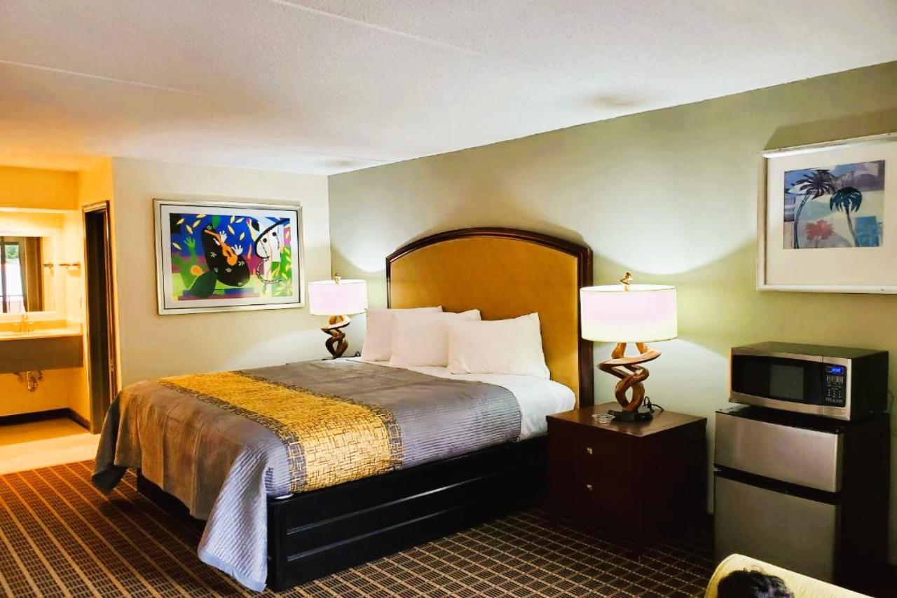 Palmetto Inn & Suites By Oyo Orangeburg Εξωτερικό φωτογραφία